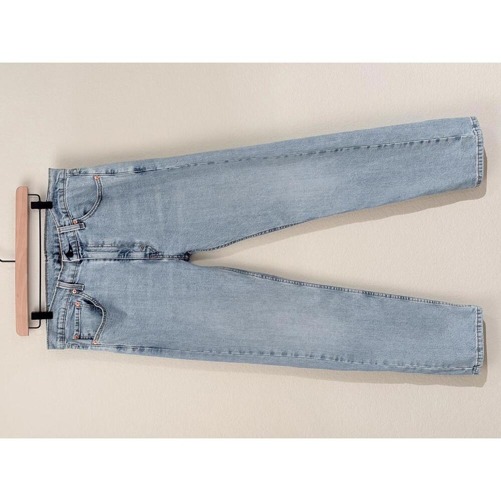 Levi’s 505 Size 34x30 Classic Dad Jeans Light Wash Straight Leg Minimalist